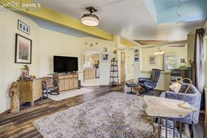 464 Hackamore Drive