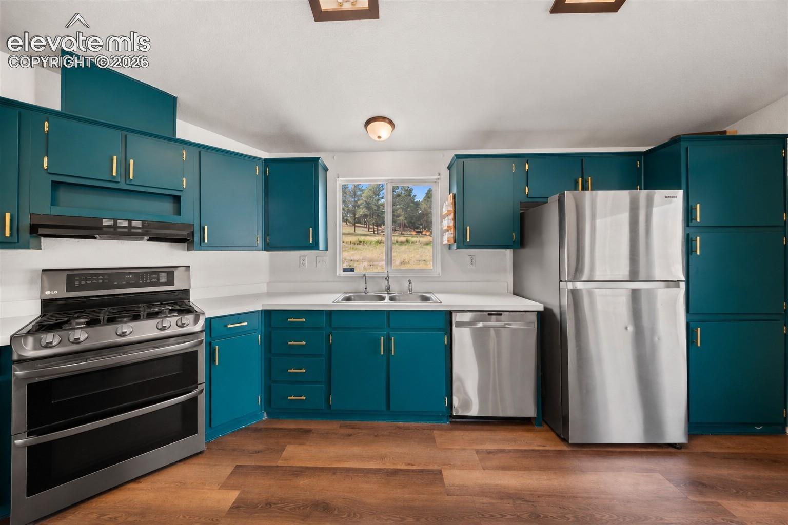 464 Hackamore Drive