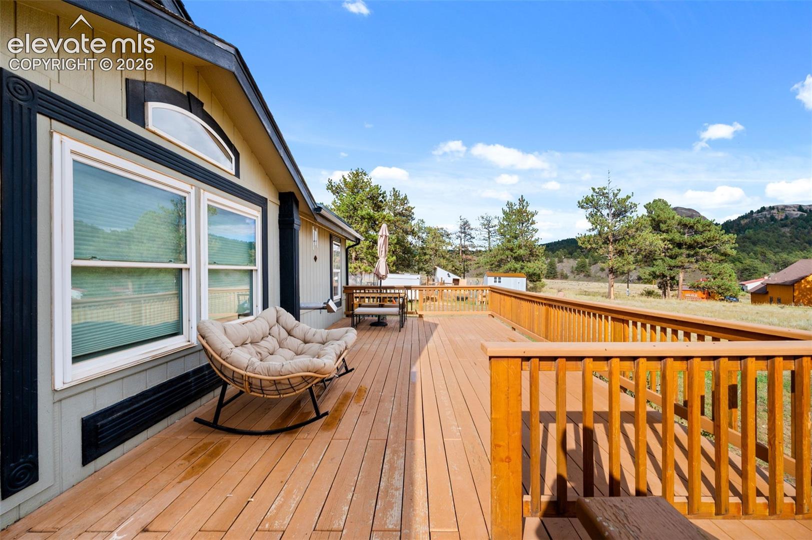 464 Hackamore Drive