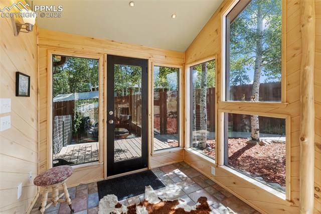 1625 N Mountain Estates Road