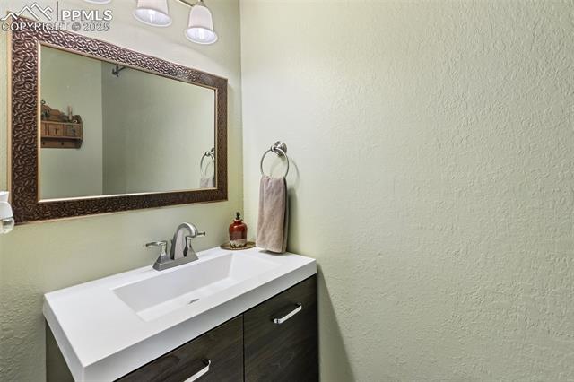 1625 N Mountain Estates Road