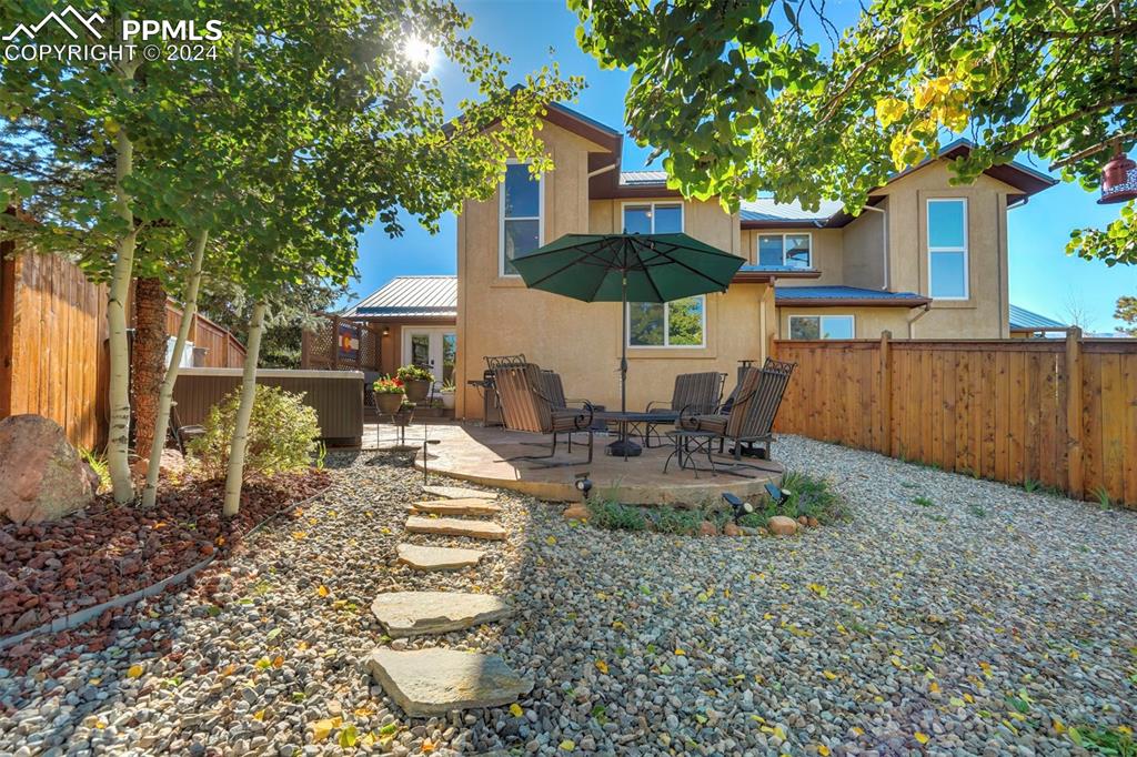 960 Ponderosa Way B