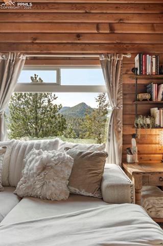 193 Independence Drive