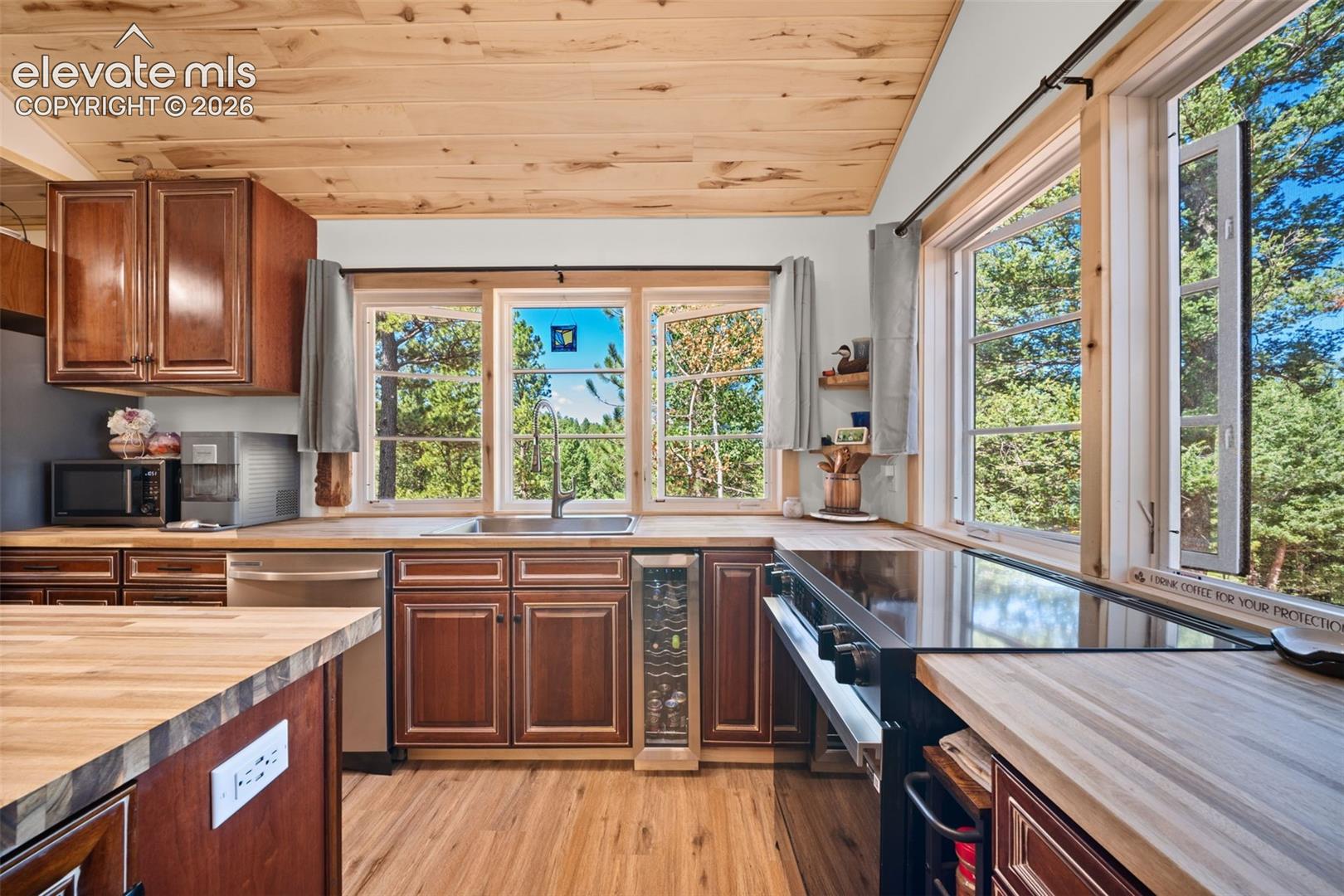 475 Crystal Drive