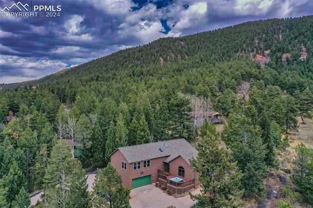1068 Parkview Road