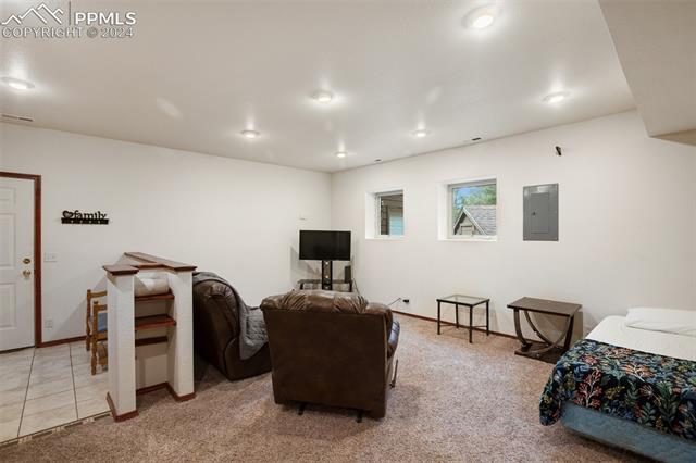1068 Parkview Road