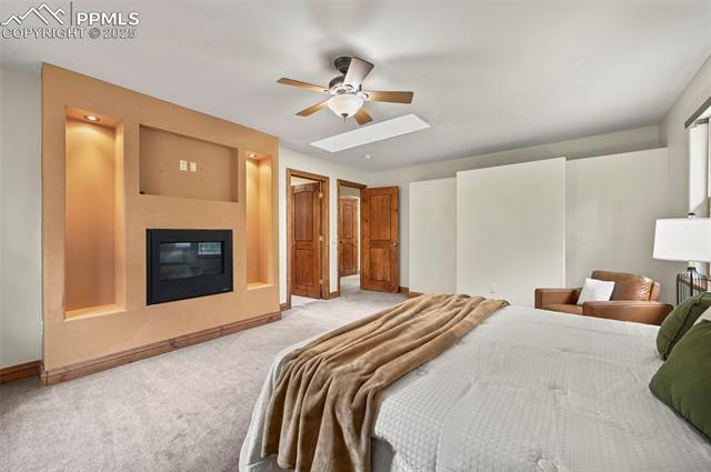 1300 W Midland Avenue