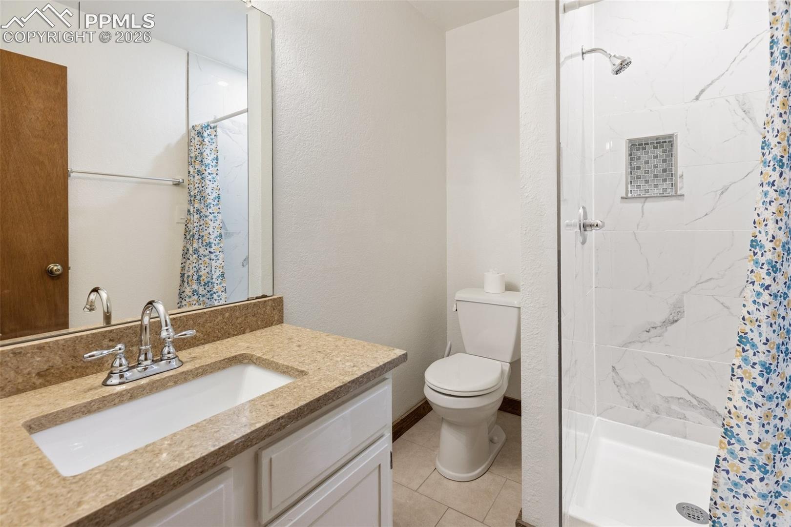 200 Sun Ridge Court