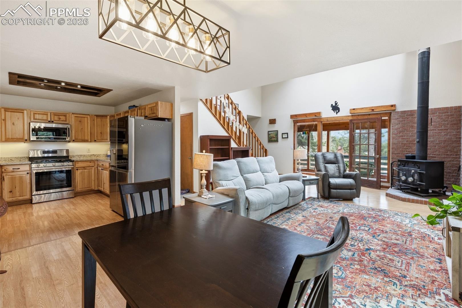 200 Sun Ridge Court