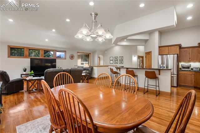 1230 Cottontail Trail