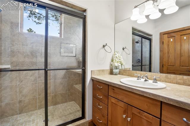 1230 Cottontail Trail