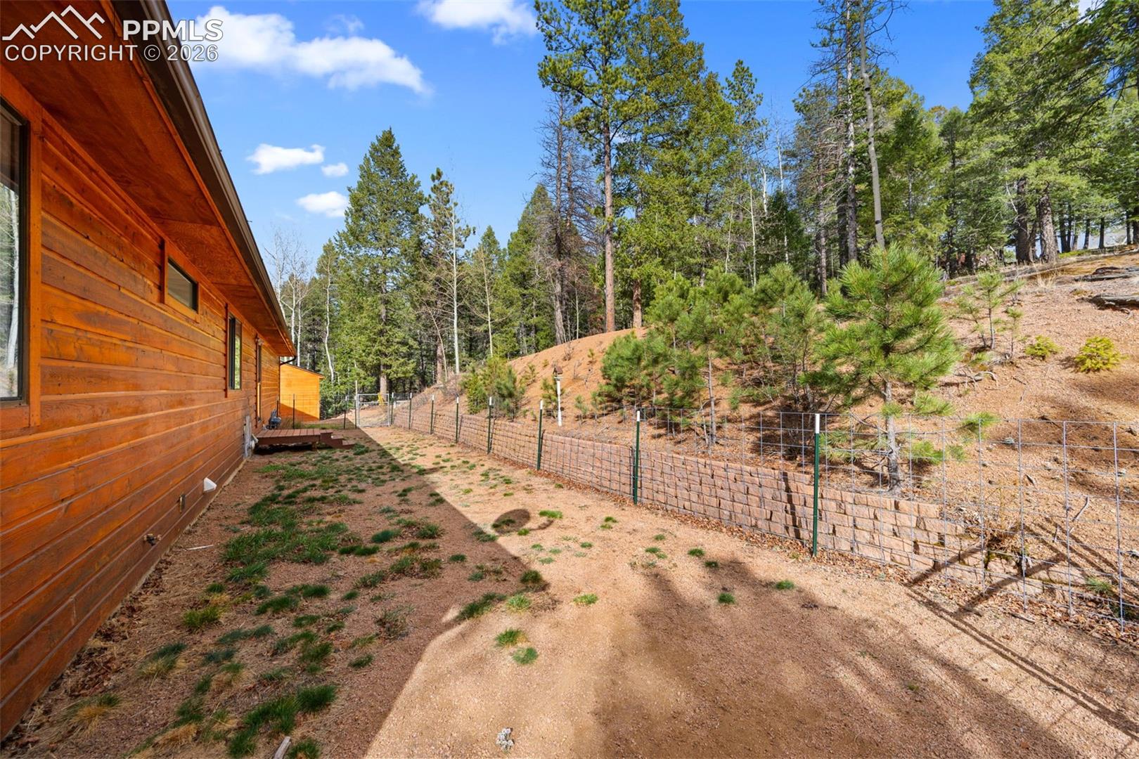 1122 Bennett Drive