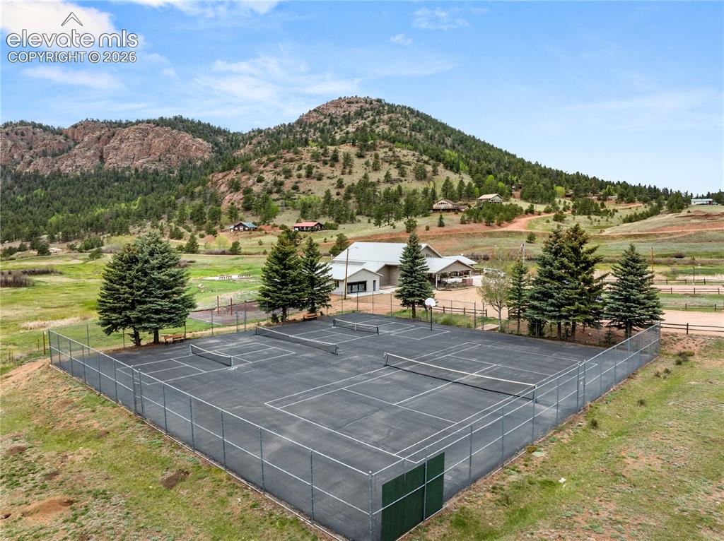 1122 Bennett Drive