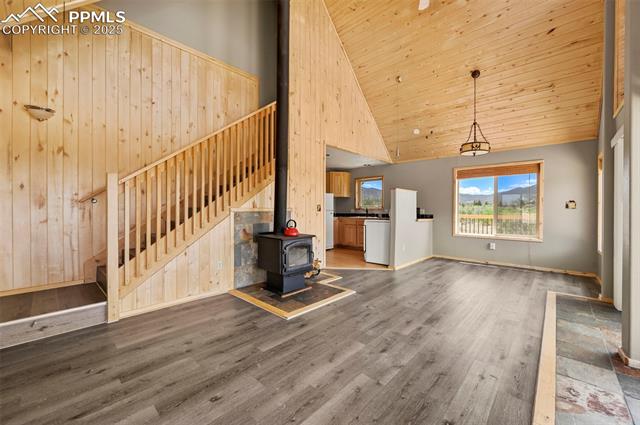 1689 Grand Teton Drive