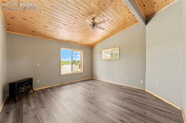 1689 Grand Teton Drive