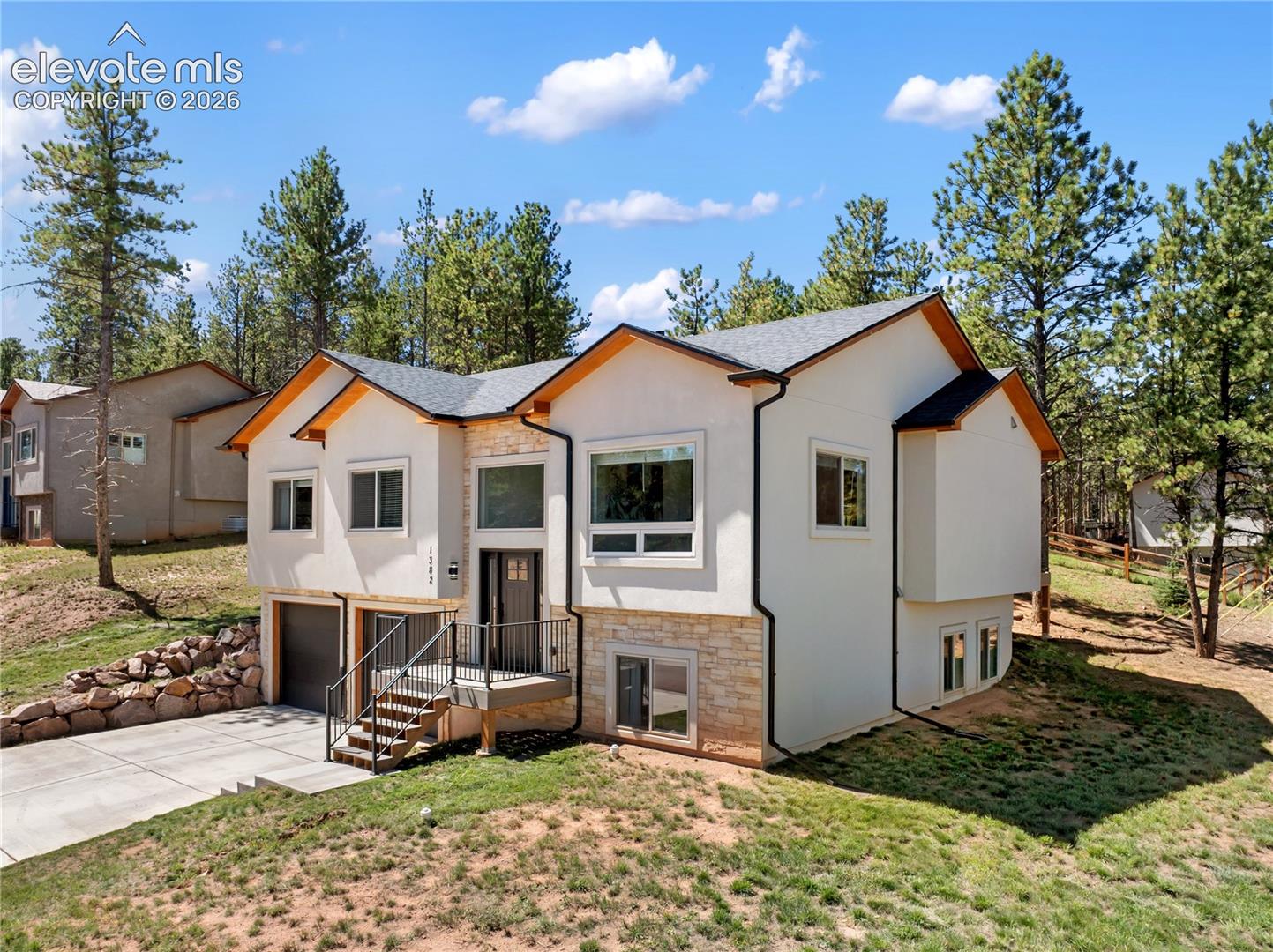 1382 Ridgestone Drive
