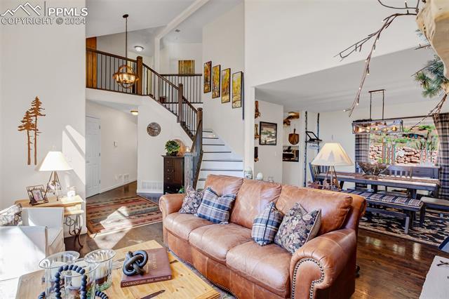 1261 Forest Edge Road