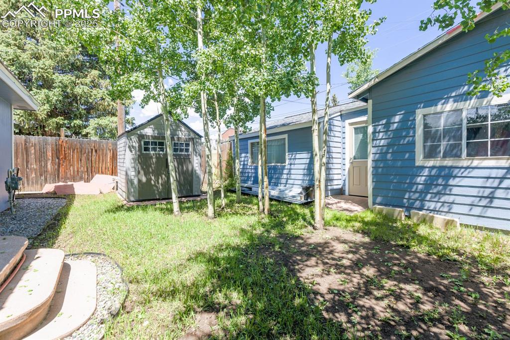 123 W Masonic Avenue