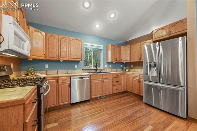 123 Grizzly Peak Road