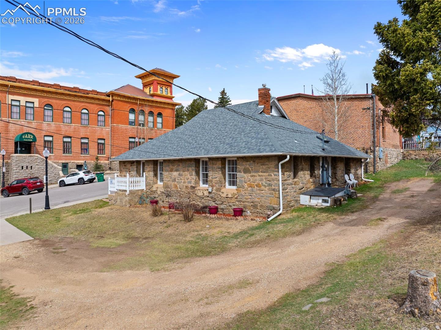 128 N Fourth Street