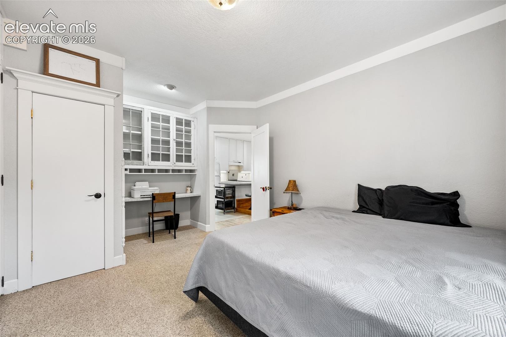 33 Maid Marian Drive