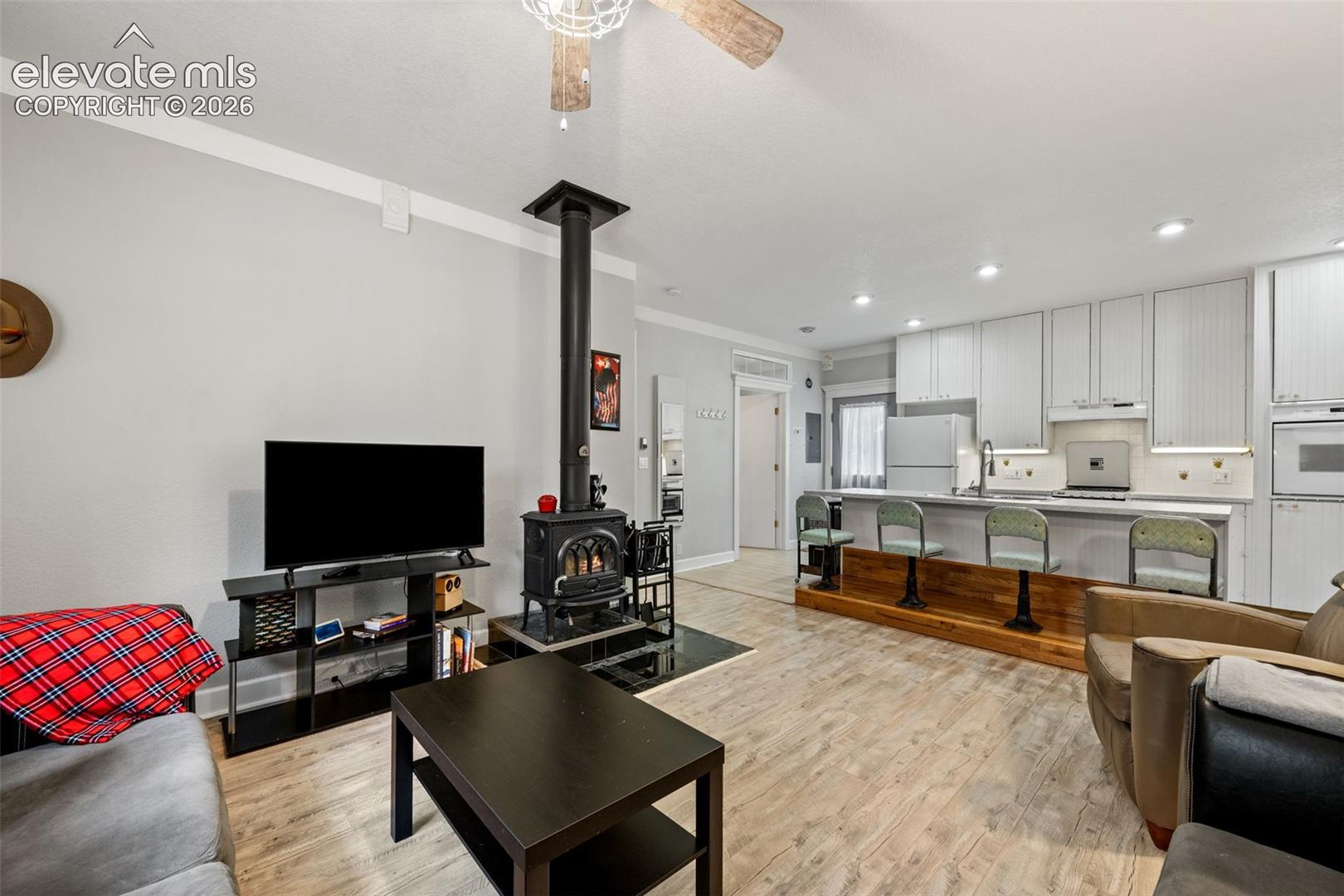 33 Maid Marian Drive