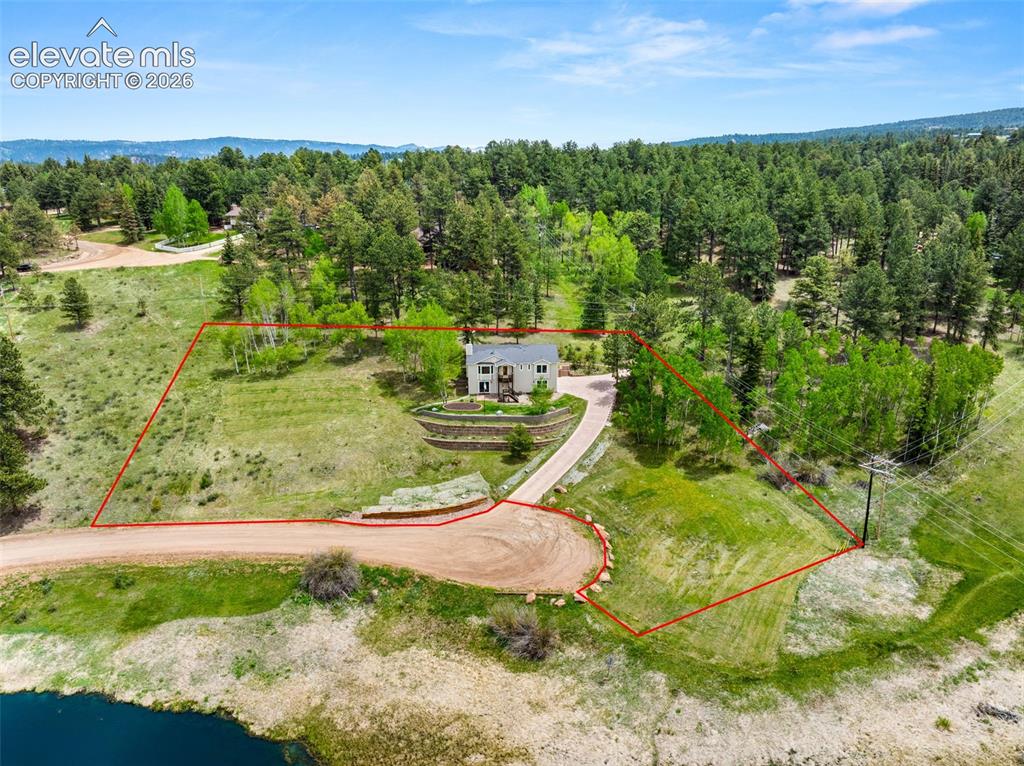 114 Lakewood Circle