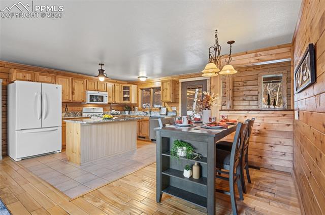 185 Pamona Lake Drive