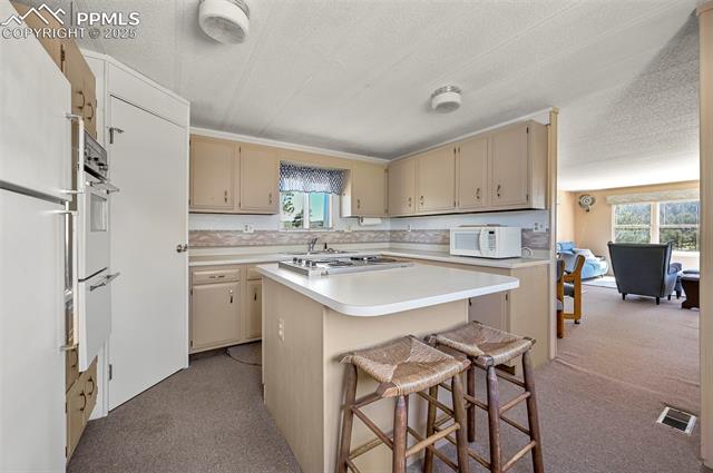 332 Valley Circle
