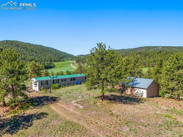 332 Valley Circle