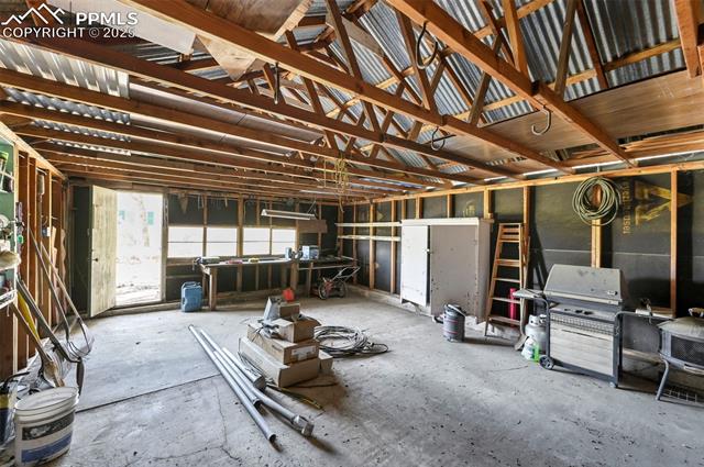 332 Valley Circle