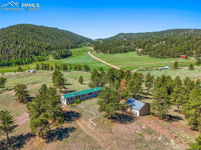 332 Valley Circle
