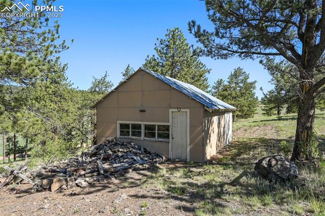332 Valley Circle