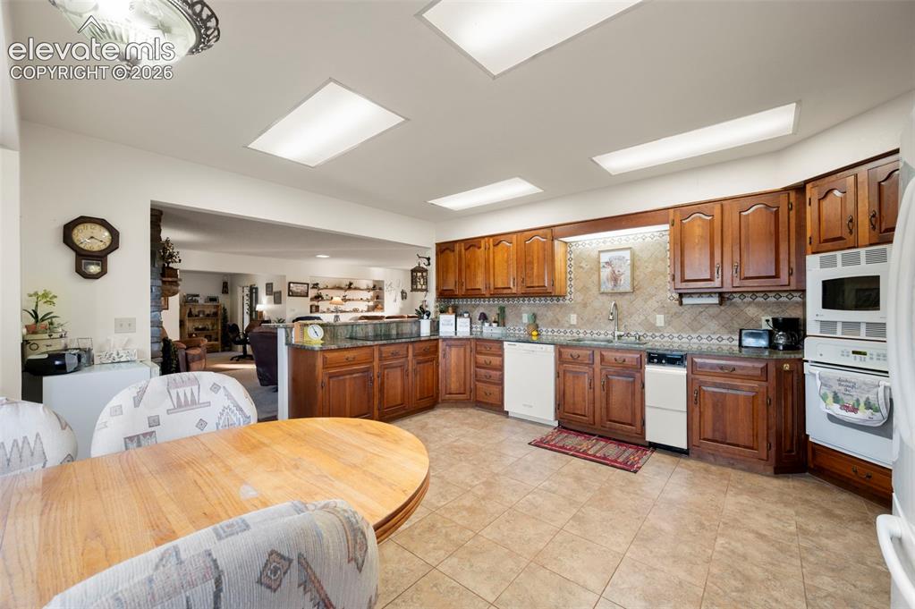 537 Chapparal Trail