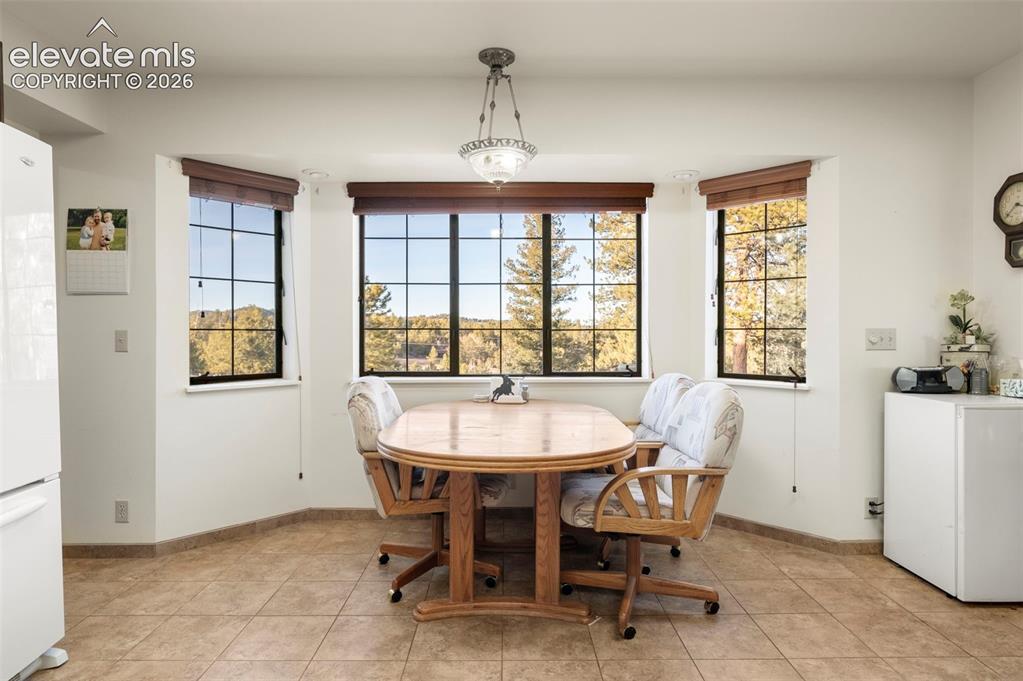 537 Chapparal Trail