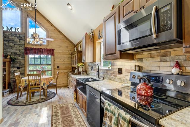 374 Aspen Circle