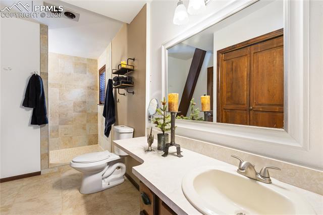 2619 Sunnywood Avenue