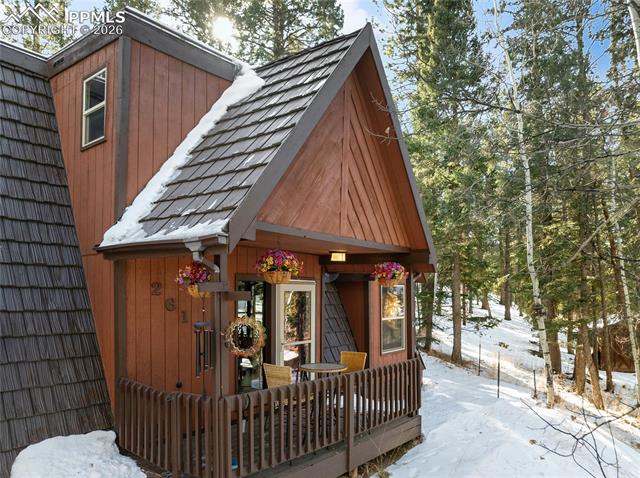 2619 Sunnywood Avenue