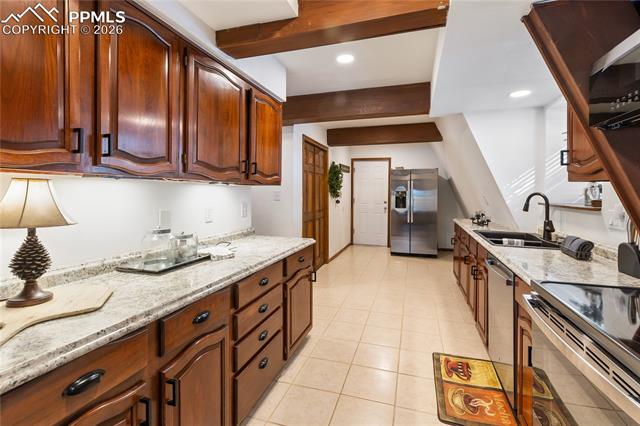 2619 Sunnywood Avenue