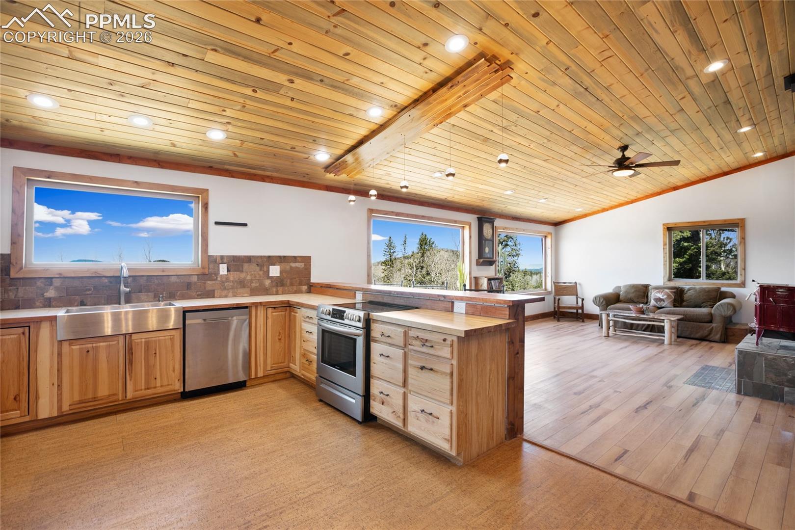 2747 County Road 61