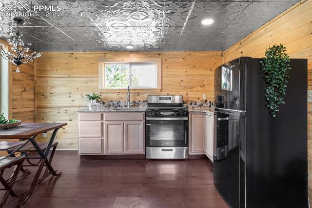 145 Sioux Circle
