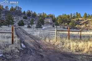 1063 Meadows Lane