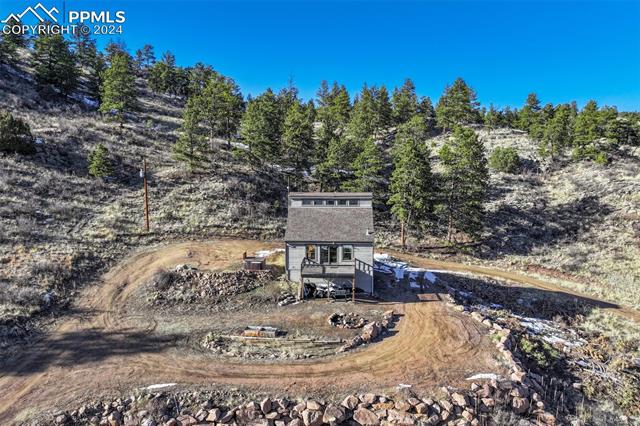 1063 Meadows Lane