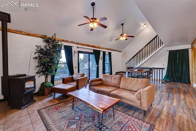 1063 Meadows Lane