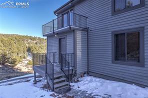 1063 Meadows Lane