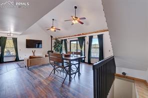 1063 Meadows Lane
