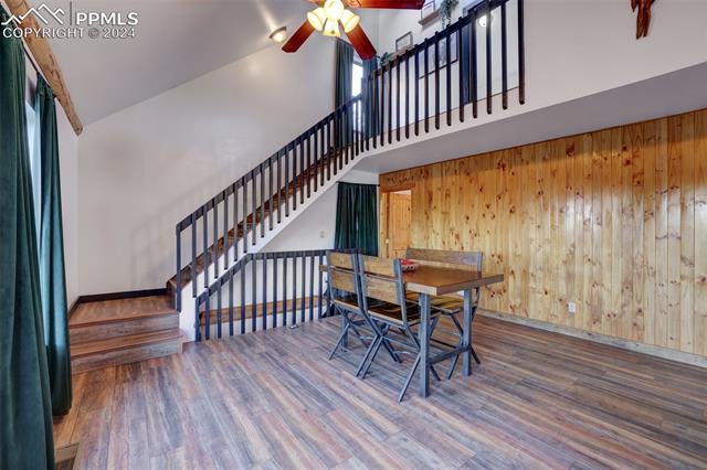 1063 Meadows Lane