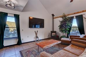 1063 Meadows Lane