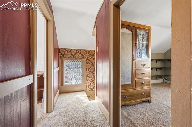 310 E Whiting Avenue