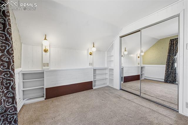 310 E Whiting Avenue